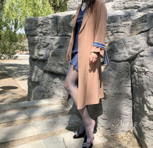 粉嫩高中生自慰网站免费_BD英语在线播放观看